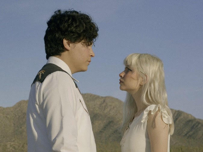 Ed Maverick en su nuevo video 'Fuentes de Ortiz'