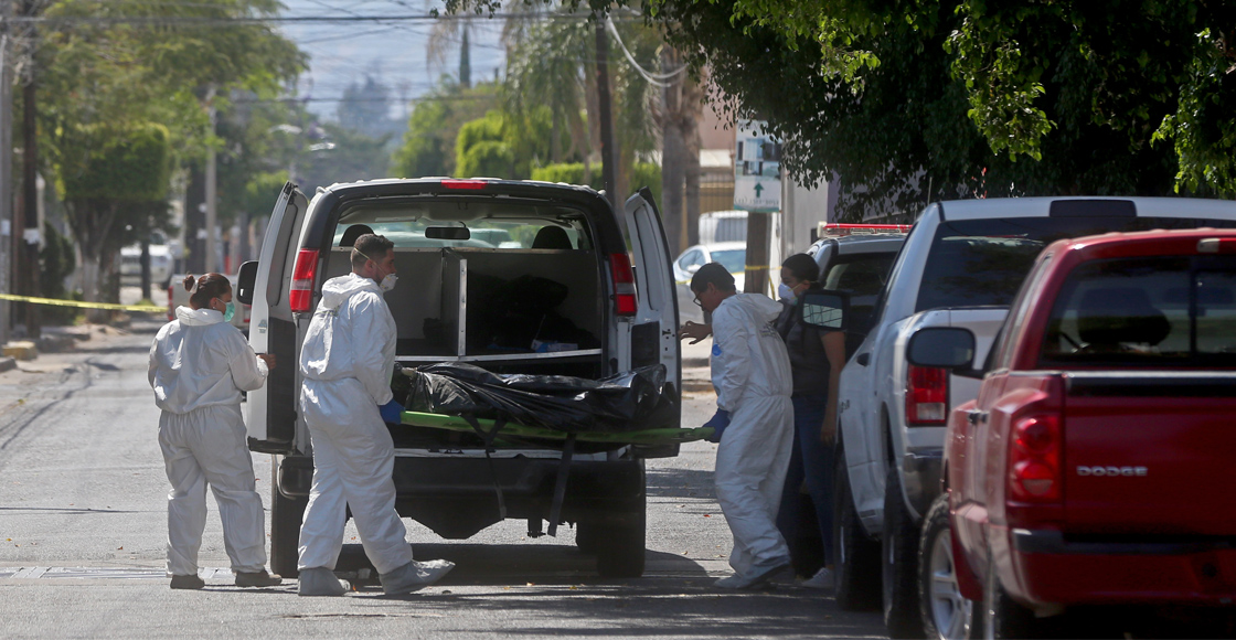 Van 15 cuerpos encontrados en una fosa clandestina en Zapopan, Jalisco