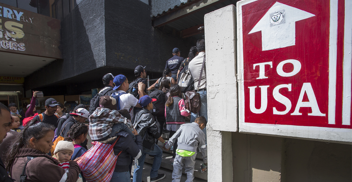 Juez ordena suspensión del programa migratorio "Permanece en México" en EUA