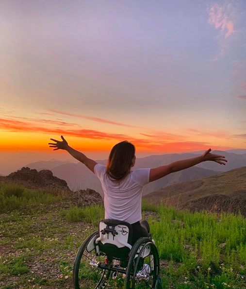 Ella es María Paz, la atleta paralímpica que posó en lencería para dar una lección de inclusión