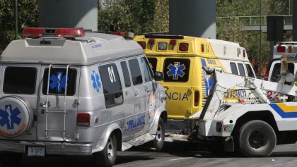Paramédicos de ambulancia "patito" dejan en la calle a un herido por no pagar el servicio