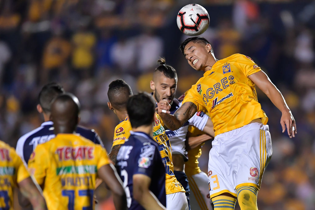 Salcedo le declara su amor a Chivas y pone en duda la Copa Oro