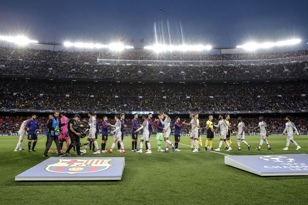 ¿Atacaste a Messi? Pues fans del Barcelona lanzaron su propia petición para suspender a Sadio Mané