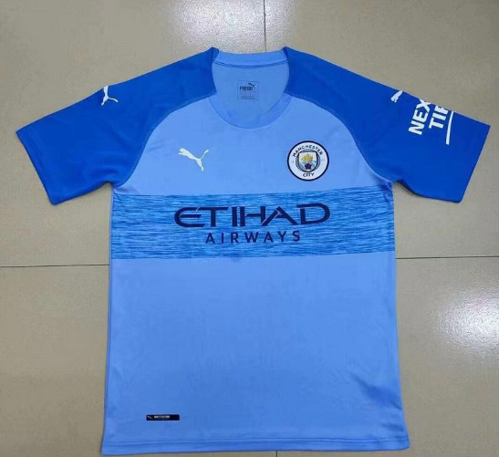 Circula en internet un uniforme falso del Manchester City que incluso ‘ya está a la venta’