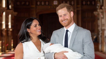 Salen las primeras imágenes del hijo del príncipe Harry y Meghan Markle