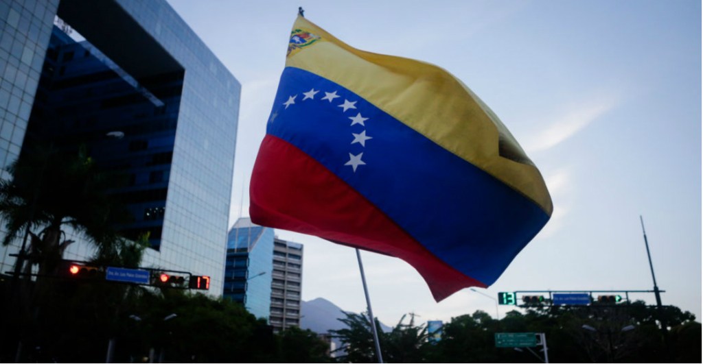Tribunal Supremo de Venezuela acusa a legisladores de oposición por traición a la patria