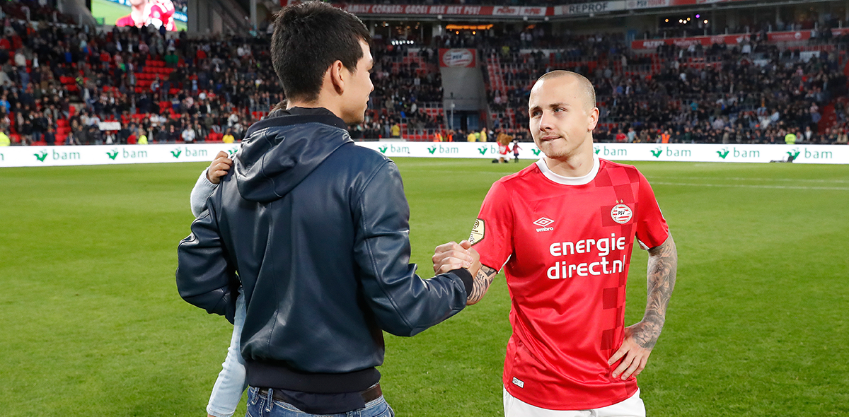 PSV aumenta precio del 'Chucky' Lozano y lo aleja del Napoli