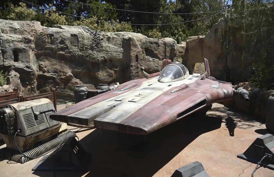 En Fotos: Un recorrido por Star Wars: Galaxy’s Edge en Disney