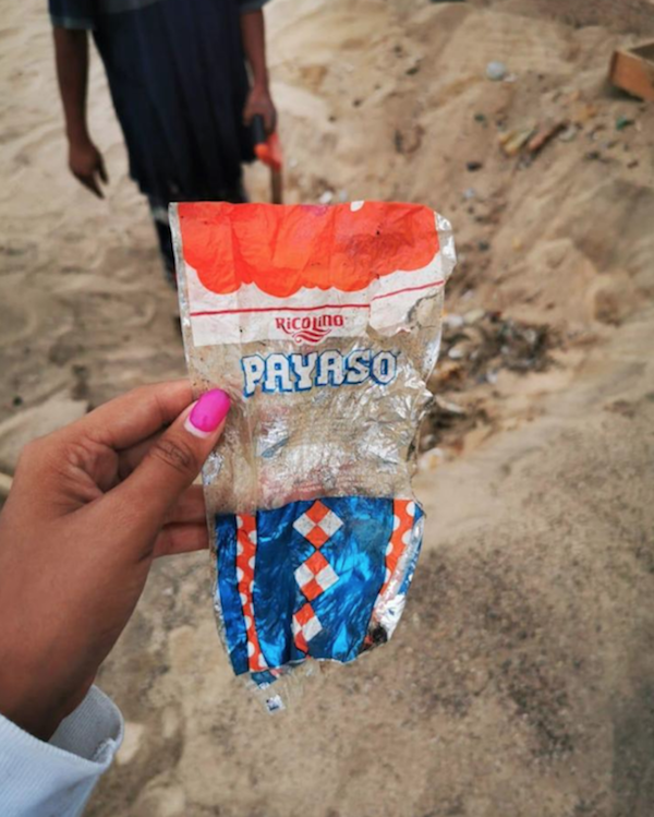 desechos-plásticos-playa-mazatlán