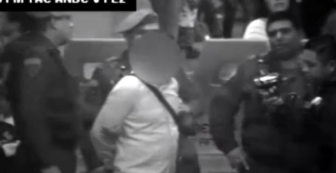Detienen al "Chocorrol", líder de una banda que roba celulares y carteras en el Metro CDMX