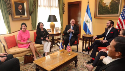 'No queremos dinero regalado, queremos ser aliados' dice el presidente de El Salvador a Mike Pompeo