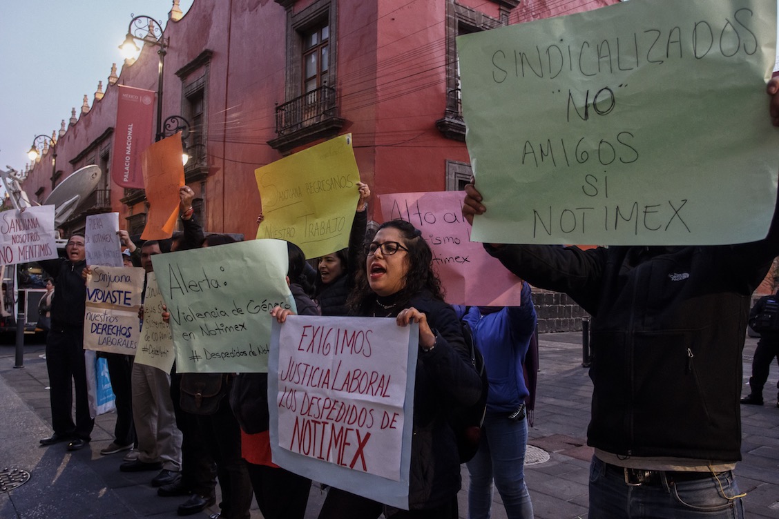 Protestas-extrabajadores-Notimex-Palacio-Nacional