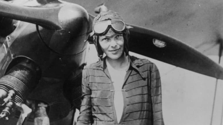 Explorador que halló el Titanic, apuesta por encontrar el avión de Amelia Earhart