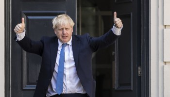 ¿Quién es Boris Johnson y por qué lo comparan con Donald Trump?
