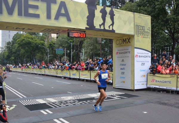Acá te dejamos la guía de supervivencia para el Medio Maratón de la CDMX 2019