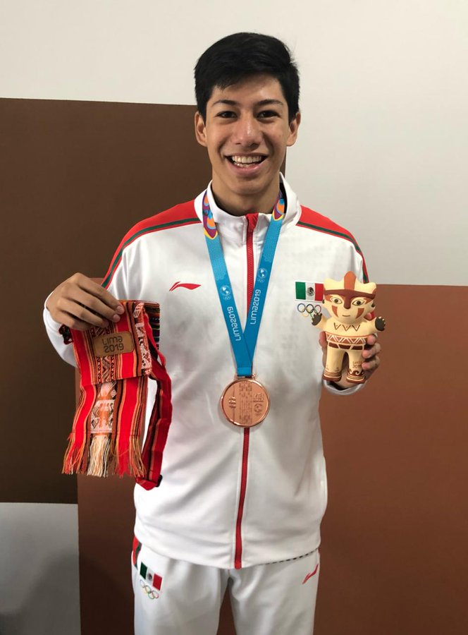 Marco Arroyo, de 18 años, le da a México su primera medalla en los Juegos Panamericanos