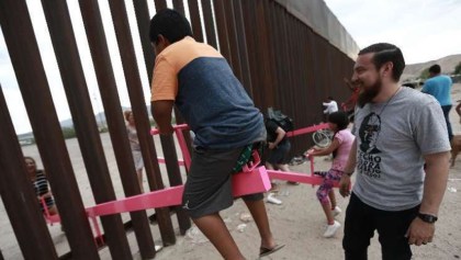 Instalan 'sube y baja' en la frontera de Estados Unidos y México