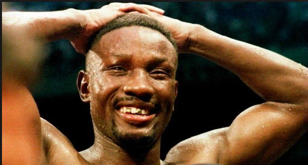 El día que Julio César Chávez 'le robó' a Pernell Whitaker en una polémica pelea