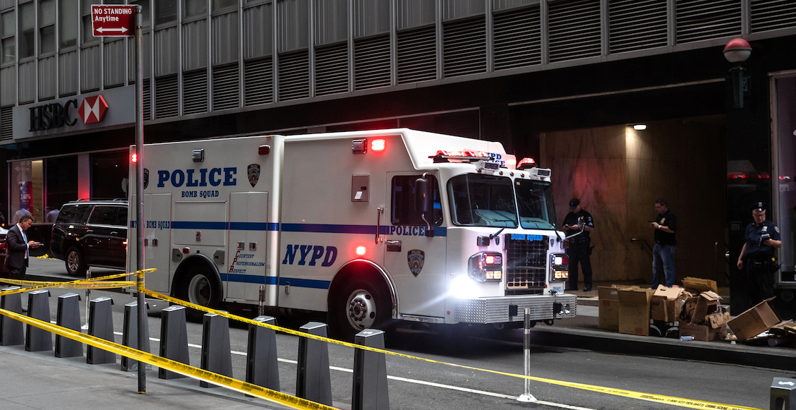 Desalojan Metro de Nueva York; encuentran paquetes sospechosos