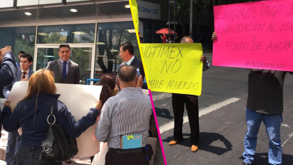Otra vez Notimex: Extrabajadores se manifiestan y exigen el pago de su liquidación