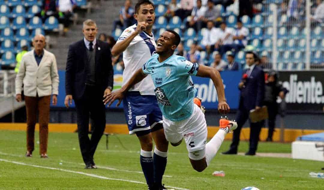 Luego de ser goleado por Pachuca, el ‘Chelís’ ya se ve fuera del Puebla