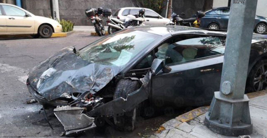 Casual: Choca Lamborghini de 6 millones de pesos y lo abandona en la colonia Roma