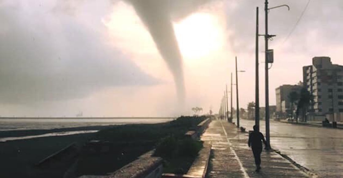 tromba-marina-veracruz-coatzacoalcos-fotos-tornado