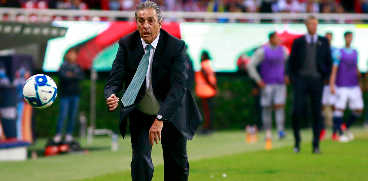 ¡OFICIAL! Tomás Boy quedó fuera de Chivas