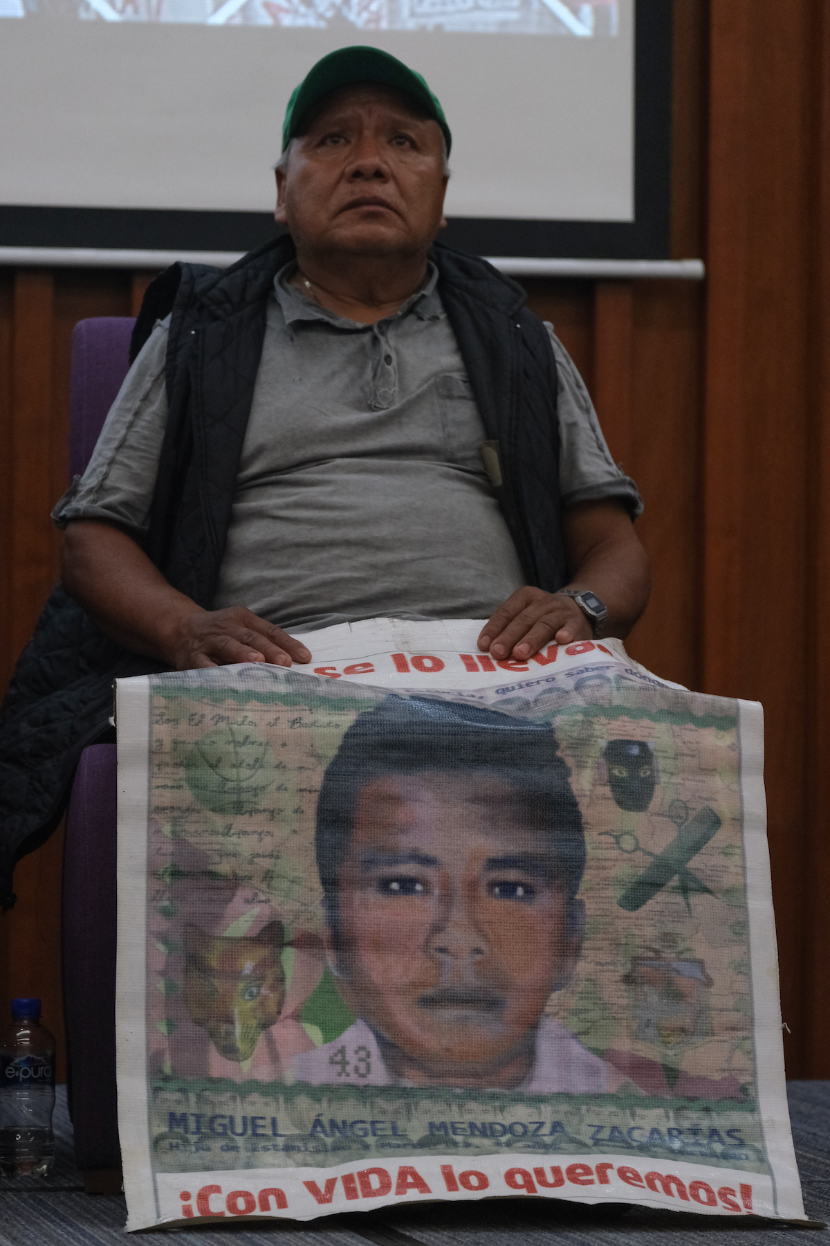 Estanislao-Mendoza-Ayotzinapa-normalistas
