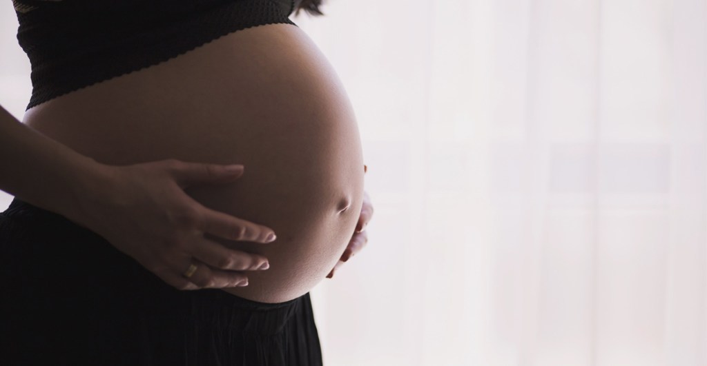 Senado aprueba aumentar incapacidad por maternidad a 14 semanas