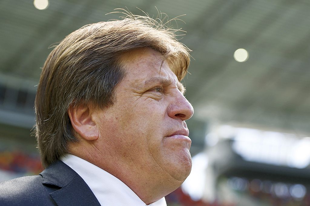 Decio de María lloró cuando despidió al 'Piojo' Herrera de la Selección Mexicana