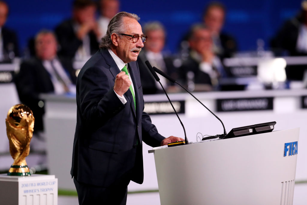 Decio de María lloró cuando despidió al 'Piojo' Herrera de la Selección Mexicana