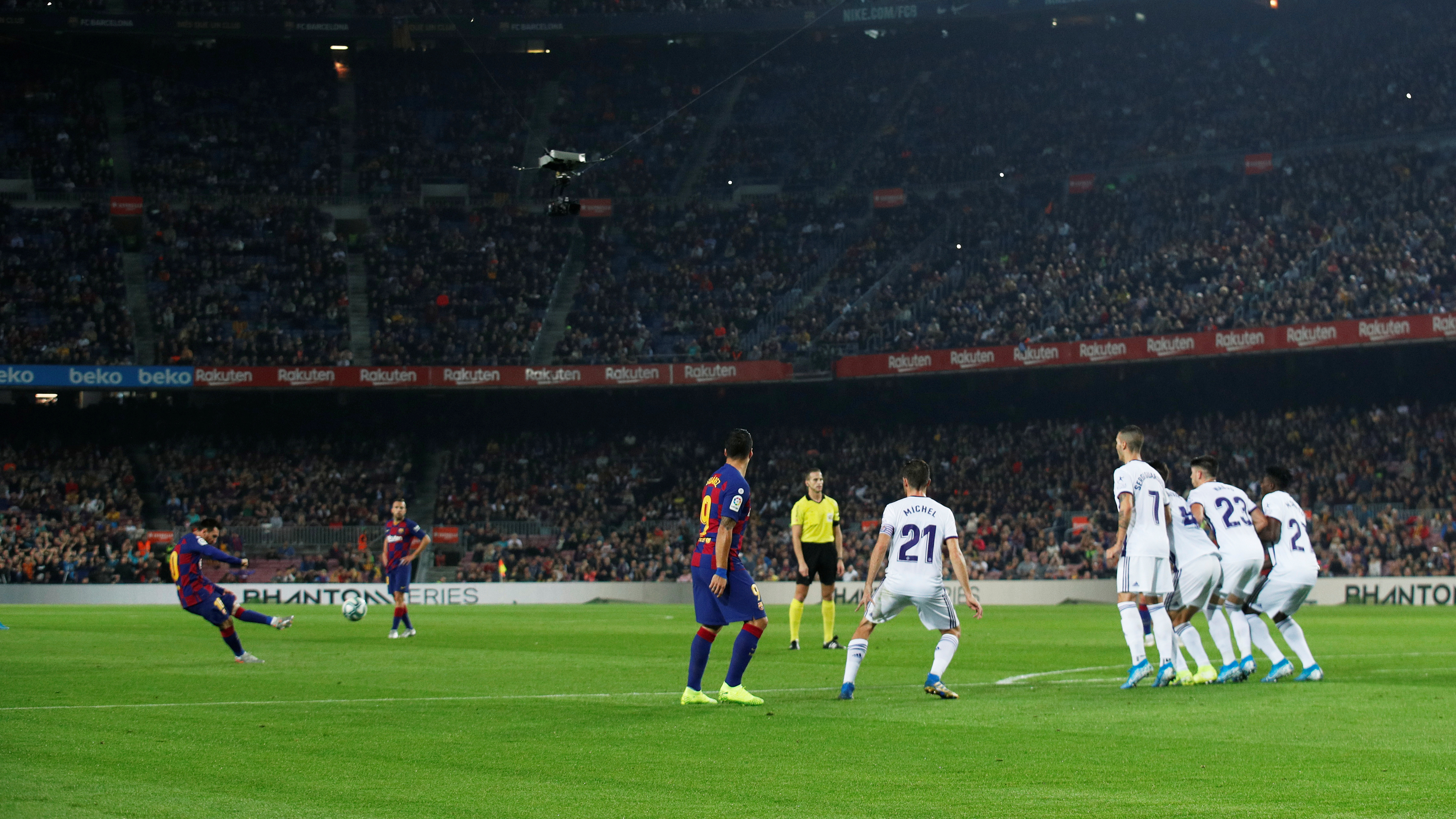 En imágenes y videos: Así fue el GOLAZO de Messi al Valladolid