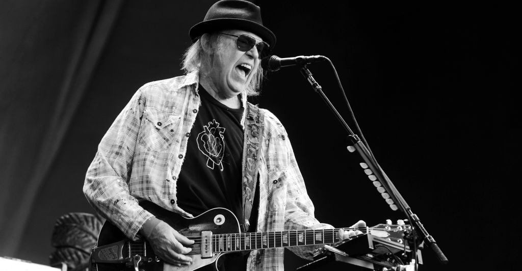 A ver si así: Neil Young demanda a Donald Trump por seguir usando sus canciones