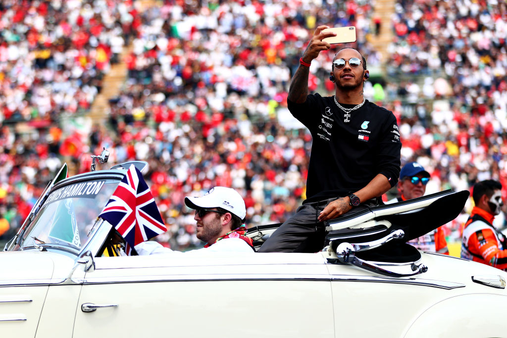 Deportistas, empresarios, celebridades: Los famosos presentes en el GP de México