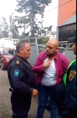 México mágico: Hombre ebrio golpea a su pareja, agrede a policía y al final lo dejan libre