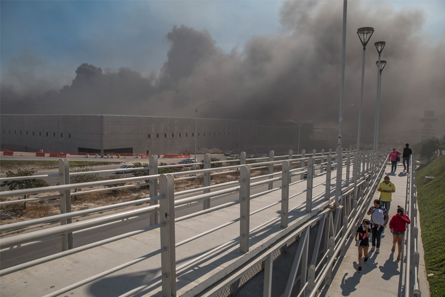 La NASA muestra como se ven los incendios de Baja California desde el espacio