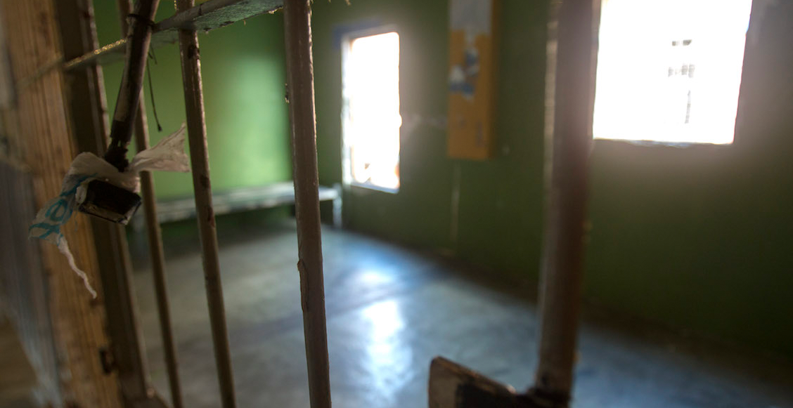 penal-topo-chico-fosas-búsqueda