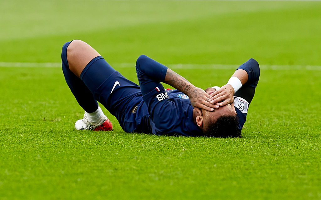 ¿Por 'maleta'? La verdadera razón por la que Neymar no está nominado al Balón de Oro