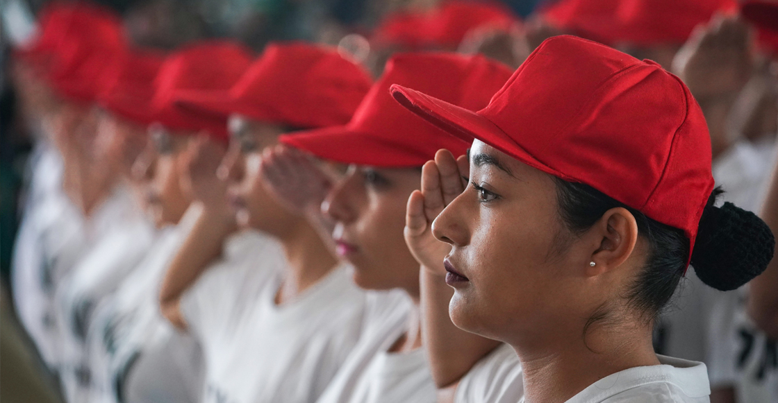 ¿Qué opinan? PT propone servicio militar obligatorio para mujeres en México 