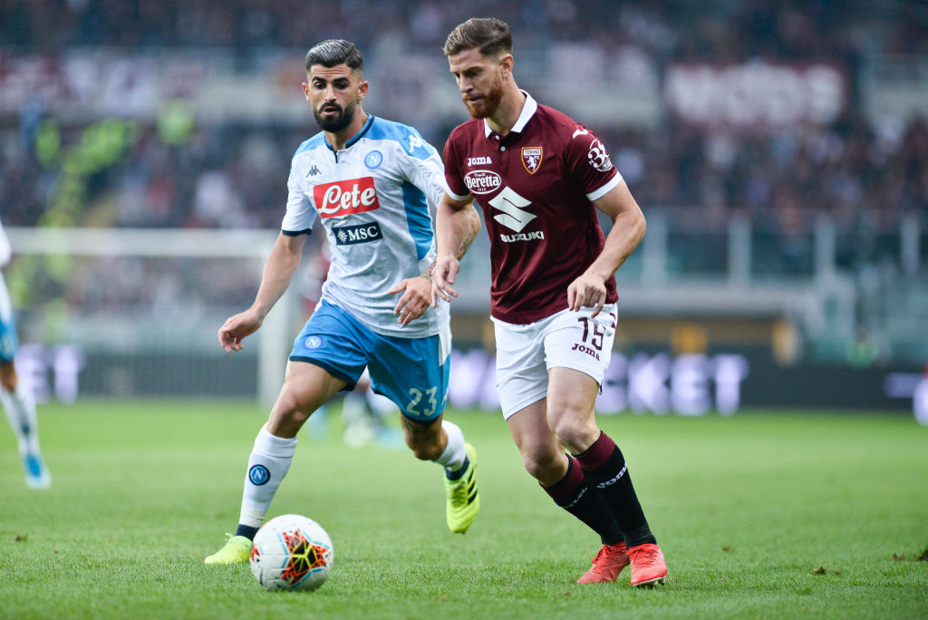 La brutal caída de Elseid Hysaj en el Torino – Napoli donde casi se lesiona el cuello