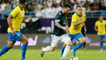 Argentina derrotó a Brasil con un solitario gol de Messi