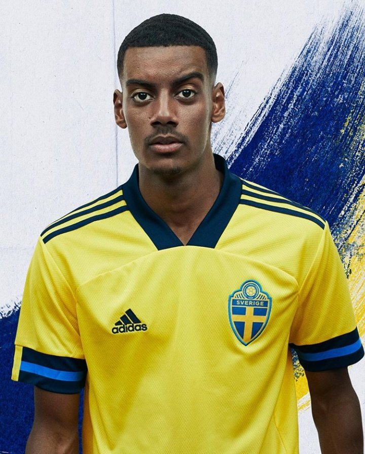 Suecia presentó su uniforme para la Euro 2020 con mensaje de "respeto"