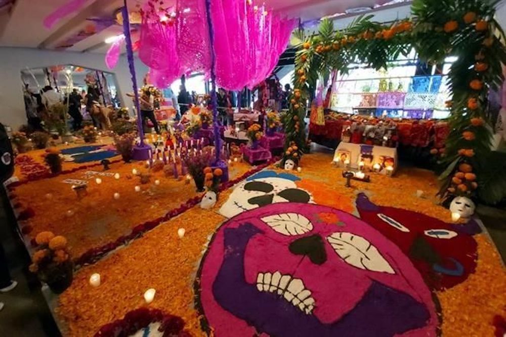 Ofrenda-stc-metro-glorieta-insurgentes