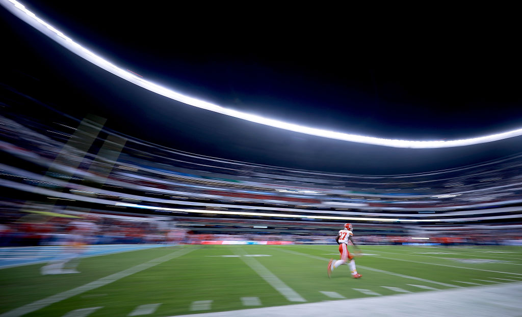 En imágenes y videos, así se vivió el juego entre Chiefs vs Chargers en México