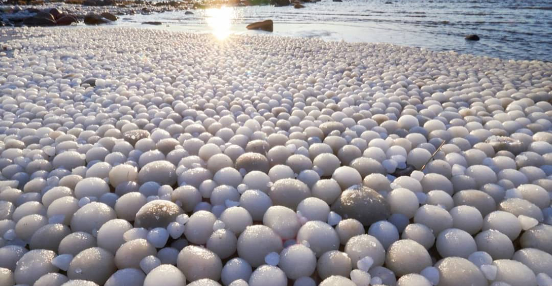 ¿Qué son los esos 'huevos' de hielo que aparecieron de la nada en Finlandia?