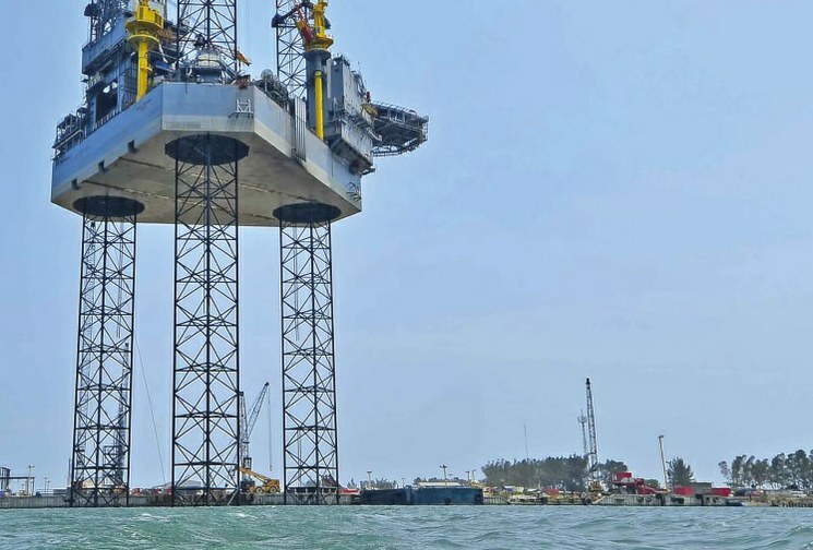 piratas-mexico-plataforma-petrolera-petroleo-tabasco-asalto-01