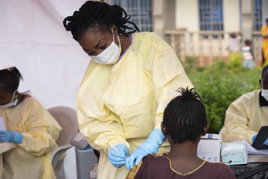 vacuna-contra-ebola-se-aprueba-oms-mundial-04