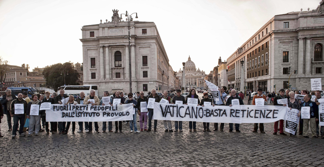 vaticano-denuncias-abuso-sexual-década