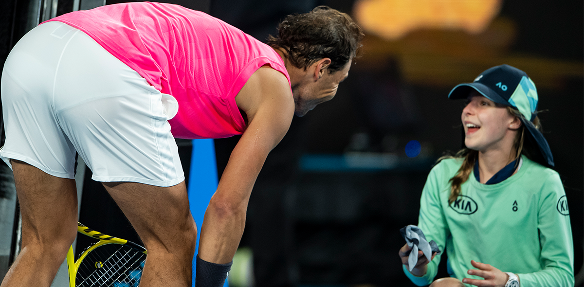 El enorme gesto de Nadal luego de golpear a una niña recogepelotas en el Abierto de Australia